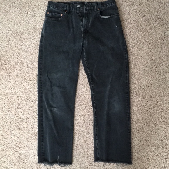 Levi's Denim - Levi’s black straight leg cropped jeans